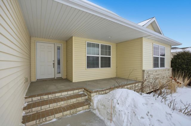 3648 Pierce Street S, Fargo, ND 58104