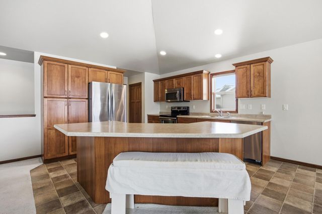 3648 Pierce Street S, Fargo, ND 58104