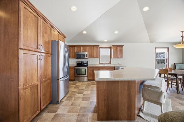 3648 Pierce Street S, Fargo, ND 58104