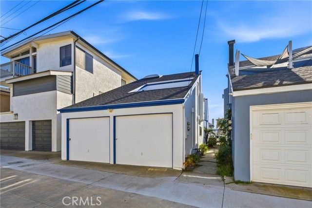 820 W Balboa Boulevard, Newport Beach, CA 92661