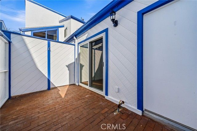 820 W Balboa Boulevard, Newport Beach, CA 92661