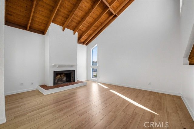 820 W Balboa Boulevard, Newport Beach, CA 92661