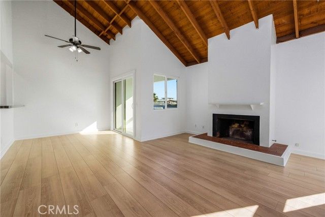 820 W Balboa Boulevard, Newport Beach, CA 92661