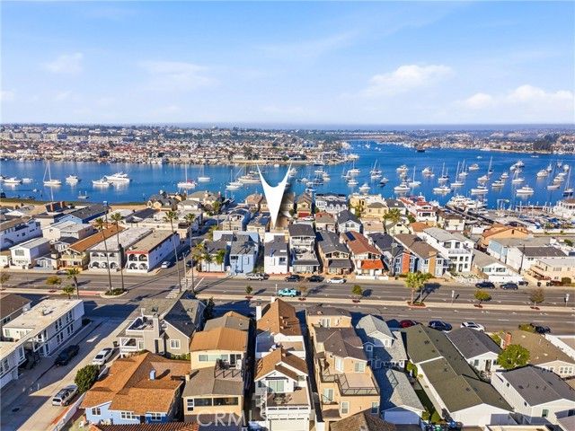 820 W Balboa Boulevard, Newport Beach, CA 92661