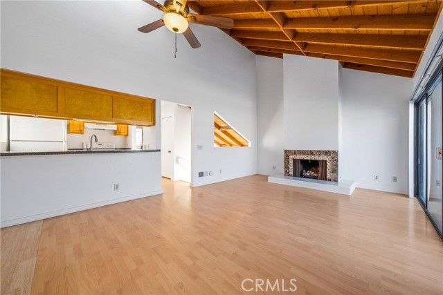 820 W Balboa Boulevard, Newport Beach, CA 92661