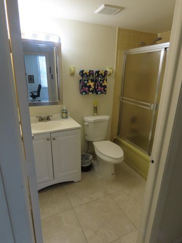 17 Willowbrook Lane 106, Delray Beach, FL 33446