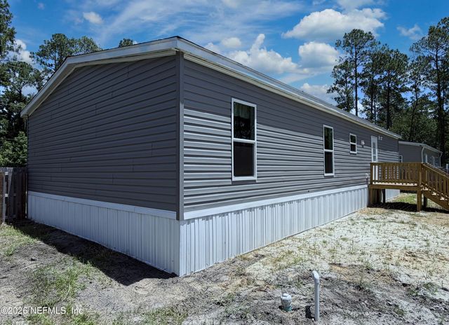 125 DOMINGO Road, Satsuma, FL 32189