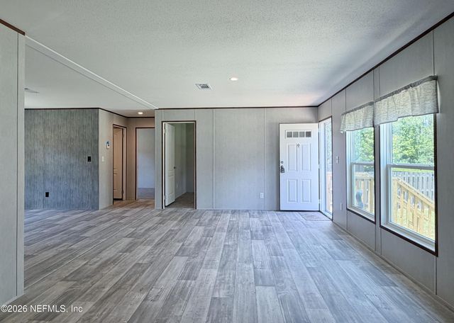 125 DOMINGO Road, Satsuma, FL 32189