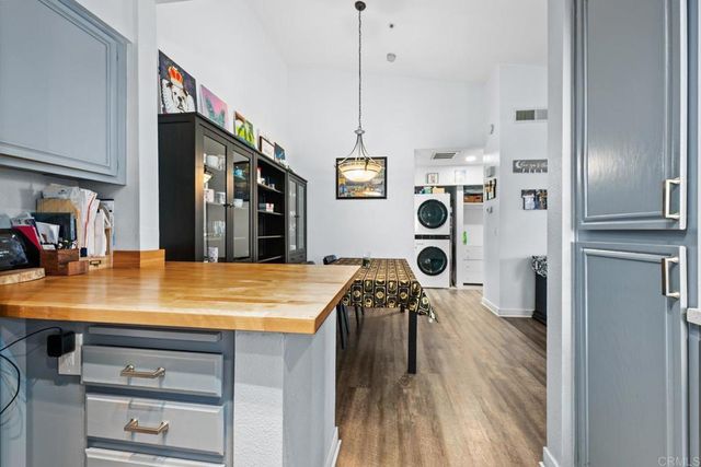18736 Caminito Cantilena 190, San Diego, CA 92128