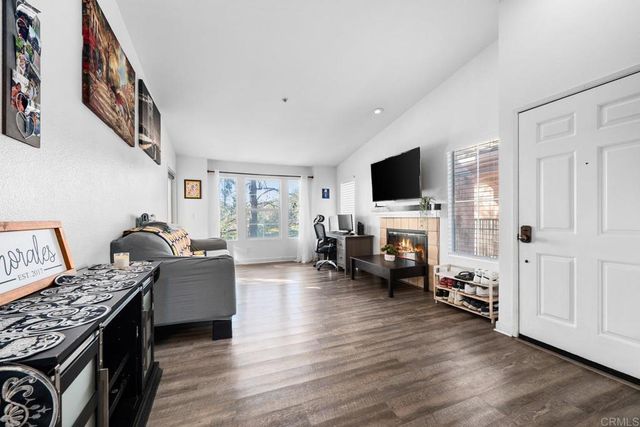 18736 Caminito Cantilena 190, San Diego, CA 92128