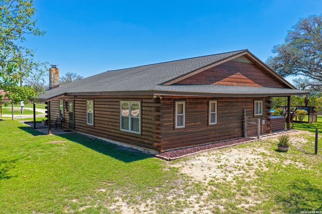 715 Old Orchard, Bandera, TX 78003