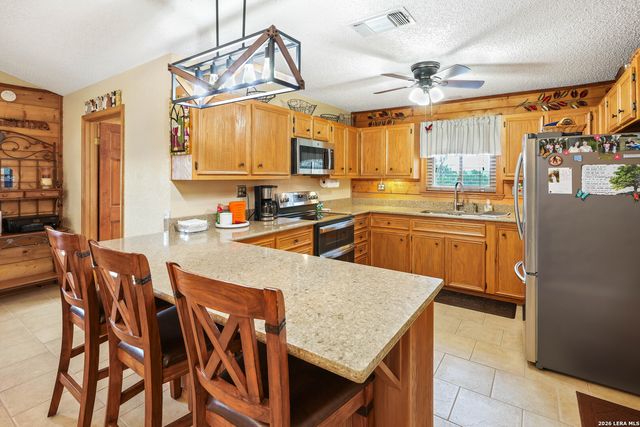 715 Old Orchard, Bandera, TX 78003