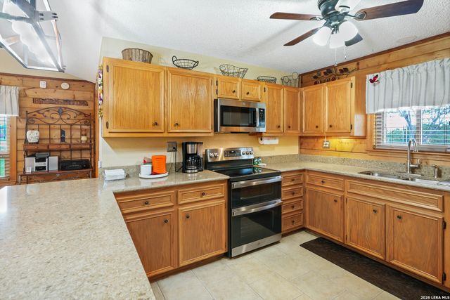 715 Old Orchard, Bandera, TX 78003