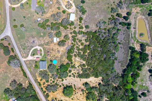 715 Old Orchard, Bandera, TX 78003
