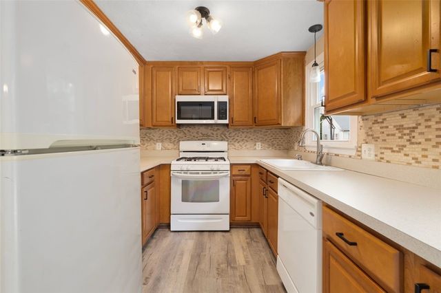 120 Tampa Street, West Warwick, RI 02893