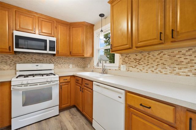 120 Tampa Street, West Warwick, RI 02893