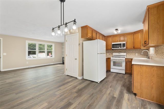 120 Tampa Street, West Warwick, RI 02893