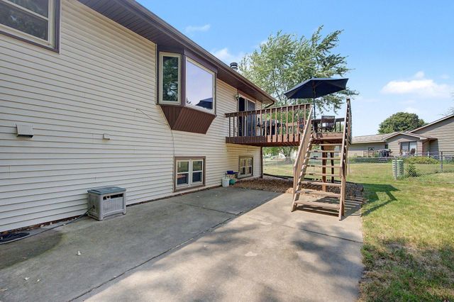 11216 Wisconsin Avenue N, Champlin, MN 55316