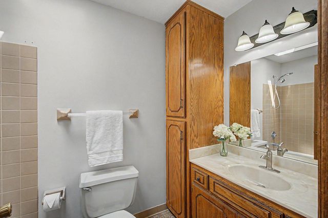11216 Wisconsin Avenue N, Champlin, MN 55316