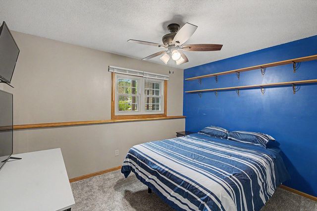 11216 Wisconsin Avenue N, Champlin, MN 55316