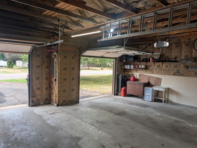 11216 Wisconsin Avenue N, Champlin, MN 55316