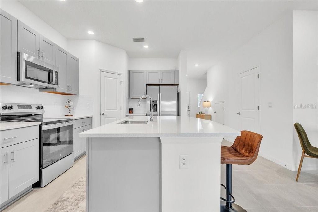 Image 12 of property listing at 16632 BERGAMO PLACE, Bradenton, FL 34211