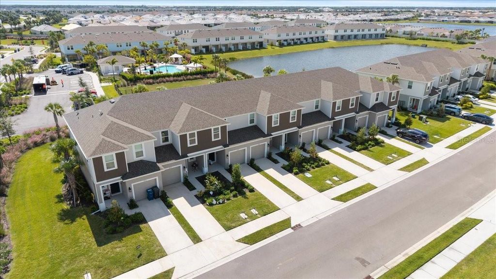 Image 3 of property listing at 16632 BERGAMO PLACE, Bradenton, FL 34211