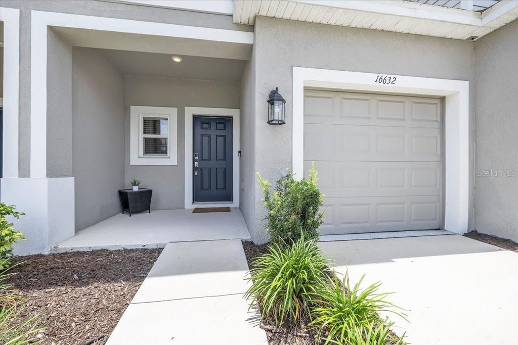 Image 4 of property listing at 16632 BERGAMO PLACE, Bradenton, FL 34211