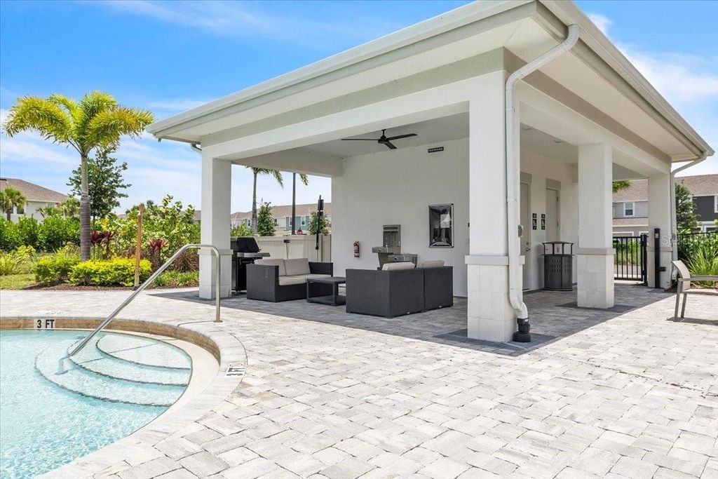 Image 59 of property listing at 16632 BERGAMO PLACE, Bradenton, FL 34211