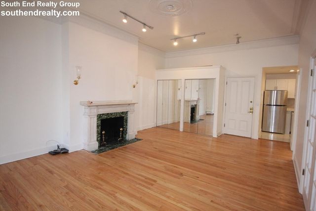 277 Beacon Street 2A, Boston, MA 02116