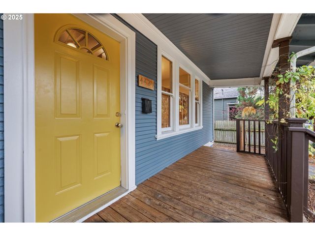 4426 N COMMERCIAL Ave, Portland, OR 97217