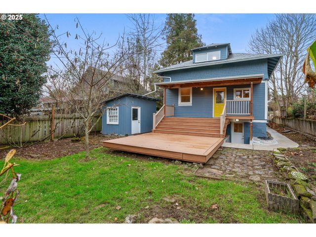 4426 N COMMERCIAL Ave, Portland, OR 97217