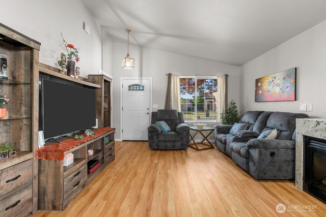 1104 200th St Court E, Spanaway, WA 98387