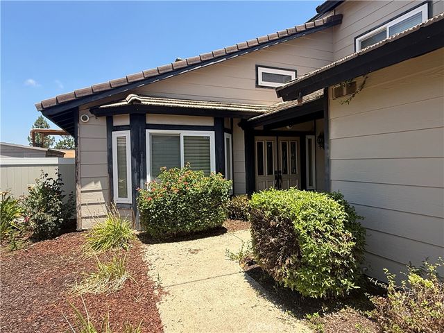 19530 Chinotto, Riverside, CA 92508