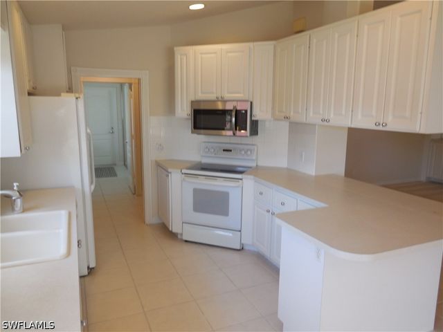 4691 Ossabaw WAY, Naples, FL 34119