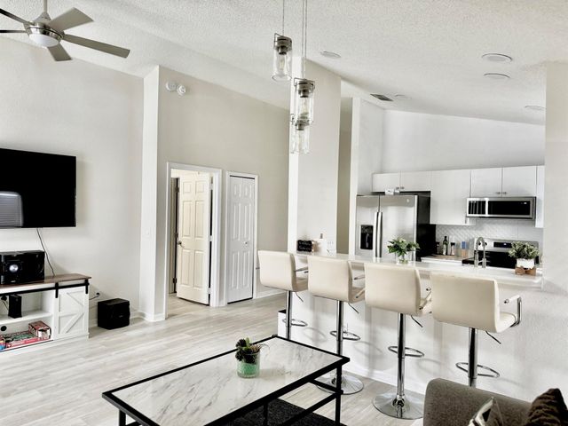 134 Dillon Way, Davenport, FL 33897