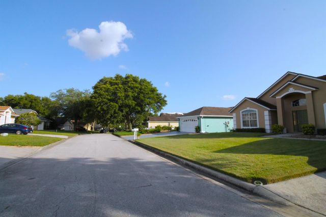 134 Dillon Way, Davenport, FL 33897