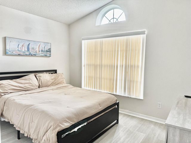 134 Dillon Way, Davenport, FL 33897