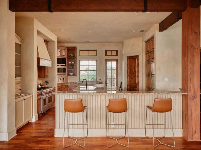 4800 Toreador DR, Austin, TX 78746