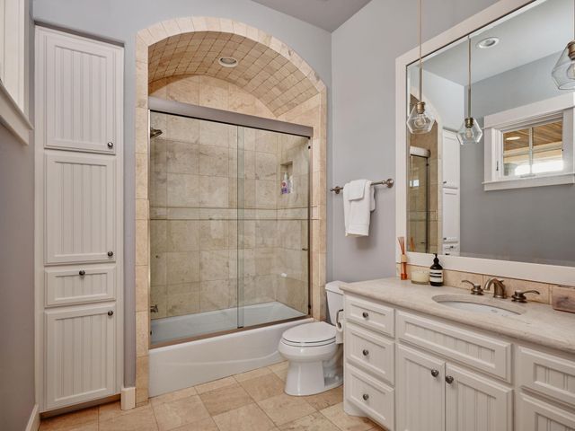 4800 Toreador DR, Austin, TX 78746