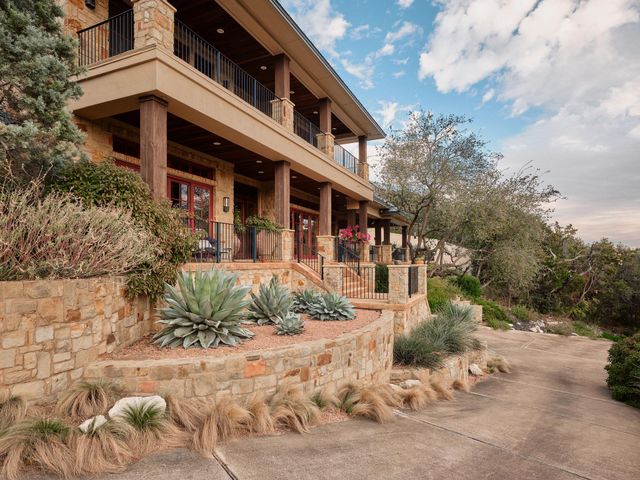 4800 Toreador DR, Austin, TX 78746