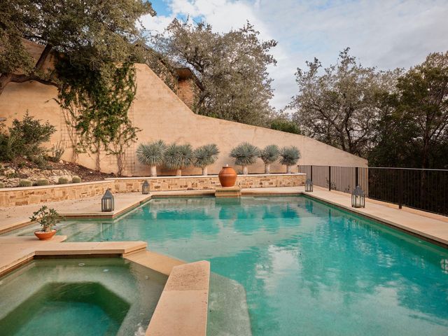 4800 Toreador DR, Austin, TX 78746