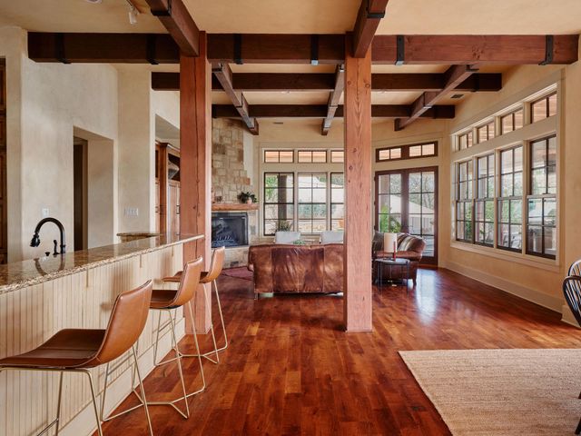 4800 Toreador DR, Austin, TX 78746