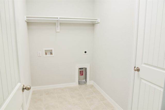 2068 Barx Drive, Little Elm, TX 75068