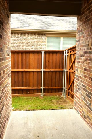 2068 Barx Drive, Little Elm, TX 75068