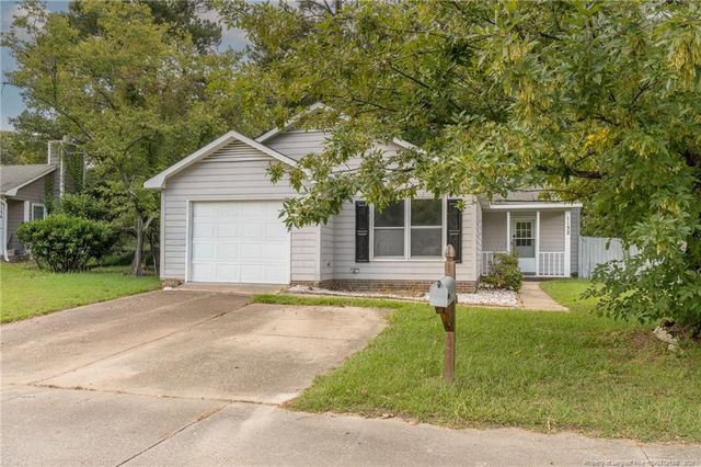 1132 Hoke Loop Road, Fayetteville, NC 28314