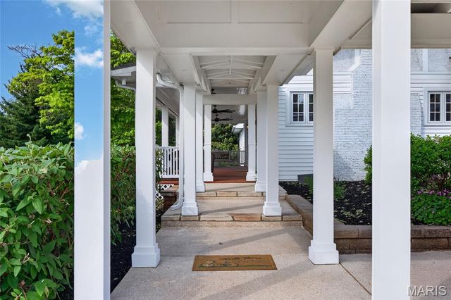 12775 W Watson Road, Sunset Hills, MO 63127
