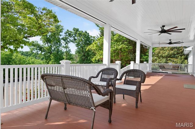 12775 W Watson Road, Sunset Hills, MO 63127