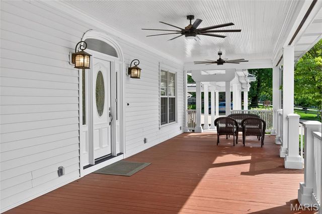 12775 W Watson Road, Sunset Hills, MO 63127
