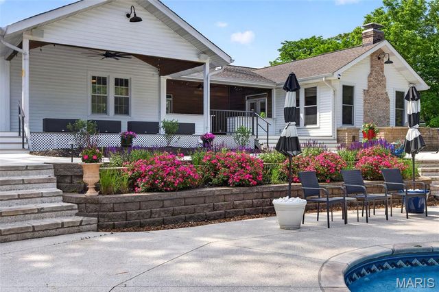 12775 W Watson Road, Sunset Hills, MO 63127